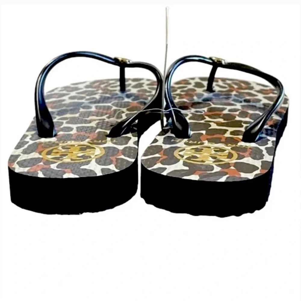 Tory Burch Black Leopard print Flip Flops